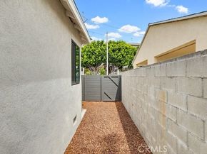 5016 W 116, Hawthorne CA 90250