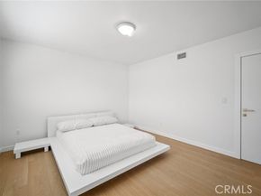 17158 Citronia Street, Northridge (los Angeles) CA 91325