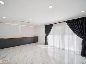 17158 Citronia Street, Northridge (los Angeles) CA 91325