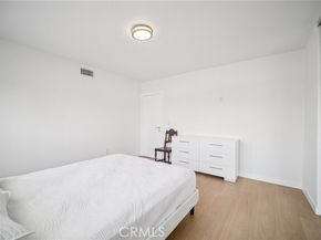 17158 Citronia Street, Northridge (los Angeles) CA 91325