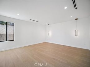 17158 Citronia Street, Northridge (los Angeles) CA 91325