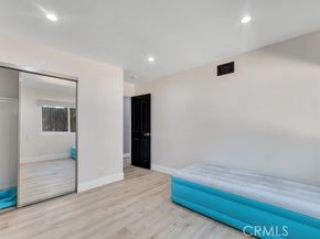 10122 Jovita Avenue, Chatsworth (los Angeles) CA 91311