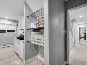 10122 Jovita Avenue, Chatsworth (los Angeles) CA 91311