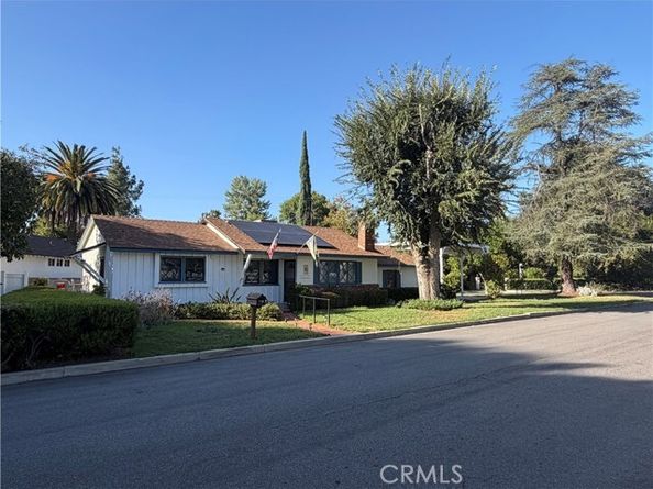 23141 Gonzales, Woodland Hills (los Angeles) CA 91367