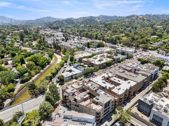 4301 Fulton Avenue 301, Sherman Oaks CA 91423