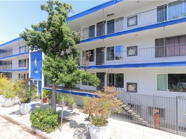 801 E 1st Street 17, Long Beach CA 90802