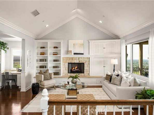 12272 Media Panorama, Tustin CA 92705