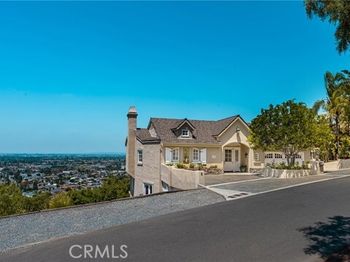 12272 Media Panorama