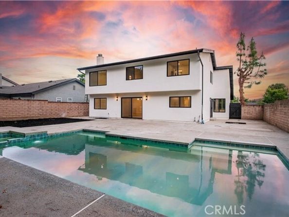 18611 Lassen, Northridge (los Angeles) CA 91324