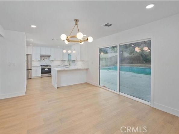 18611 Lassen, Northridge (los Angeles) CA 91324