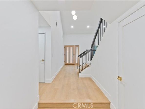 18611 Lassen, Northridge (los Angeles) CA 91324