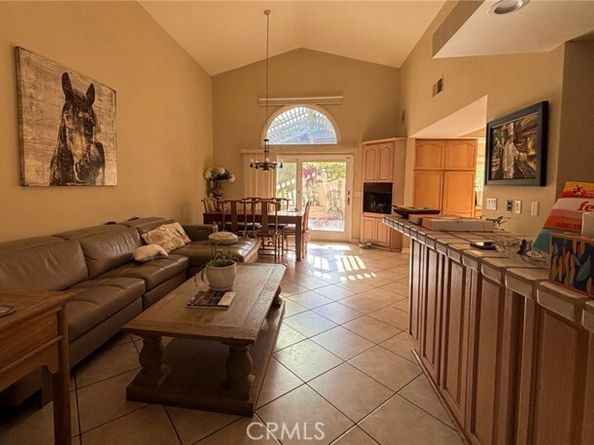 715 N Lariat, Long Beach CA 90815