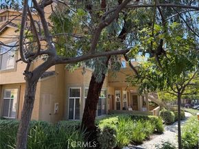 19431 Rue De Valore 14A, Lake Forest (el Toro) CA 92610