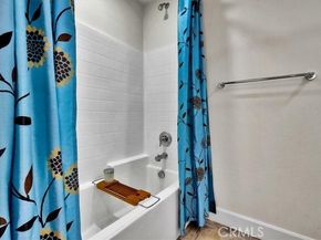 300 E 4th Street, Long Beach CA 90802