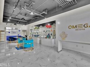 300 E 4th Street, Long Beach CA 90802