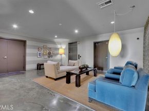 300 E 4th Street, Long Beach CA 90802