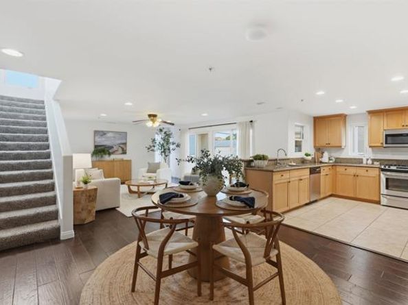 2018 Hornblend St, San Diego CA 92109