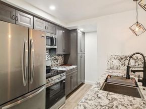 8262 Gilman Drive 1, La Jolla (san Diego) CA 92037