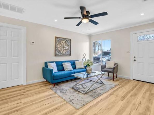 866 Oaklawn Avenue, Chula Vista CA 91911