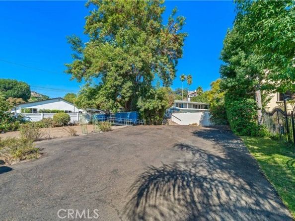 12852 Fairhaven, Santa Ana CA 92705