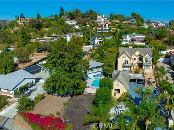 12852 Fairhaven, Santa Ana CA 92705