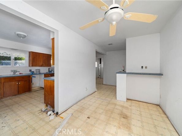 12852 Fairhaven, Santa Ana CA 92705