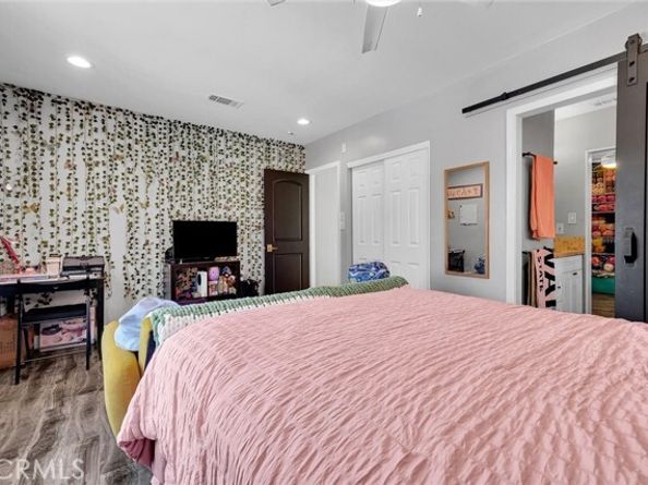 6104 S La Cienega, Ladera Heights CA 90056