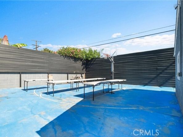 6104 S La Cienega, Ladera Heights CA 90056