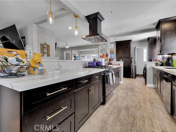 6104 S La Cienega, Ladera Heights CA 90056