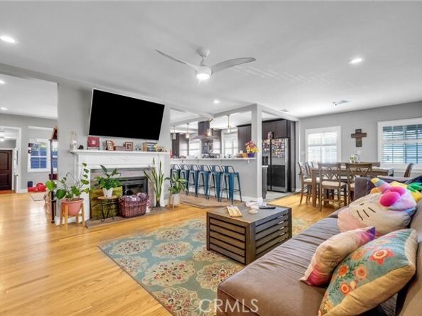 6104 S La Cienega, Ladera Heights CA 90056