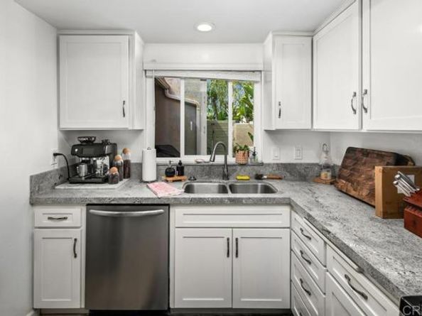 943 Windy Hill, Encinitas CA 92024