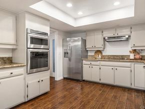 2420 Torrey Pines Road B202, La Jolla (san Diego) CA 92037