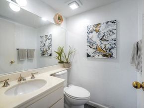 1477 Genoa Dr, Vista CA 92081