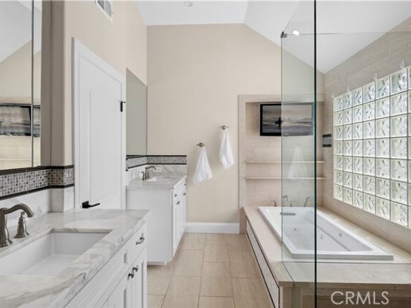 412 Poinsettia Avenue, Corona Del Mar (newport Beach) CA 92625