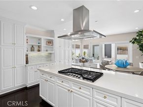 412 Poinsettia Avenue, Corona Del Mar (newport Beach) CA 92625