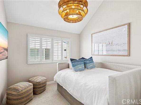 412 Poinsettia Avenue, Corona Del Mar (newport Beach) CA 92625