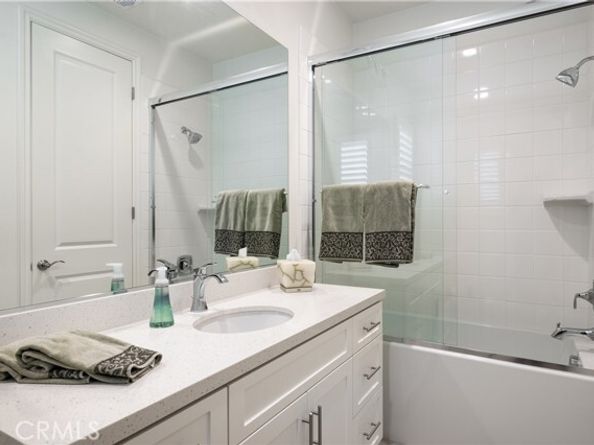 3017 Viejo Ridge North Drive, Lake Forest (el Toro) CA 92679