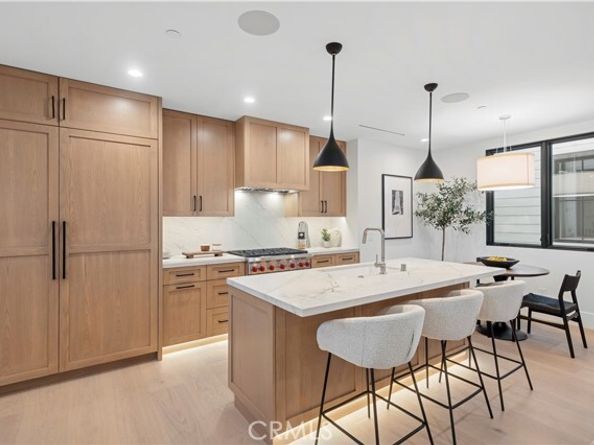 605 Carnation, Corona Del Mar (newport Beach) CA 92625