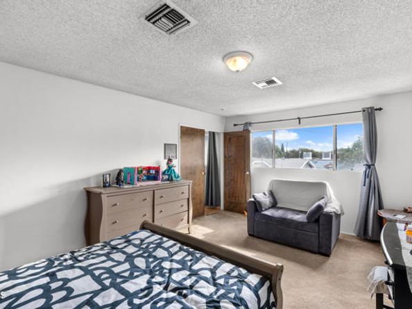 1920 Mellon Avenue, Los Angeles CA 90039