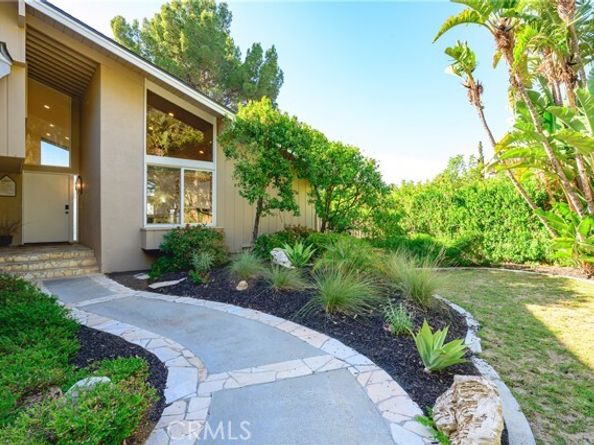 10961 Limetree, Tustin CA 92705