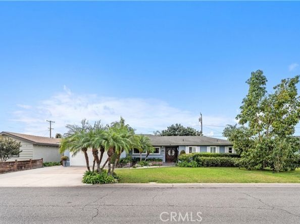 1450 W Wedgewood, Anaheim CA 92801