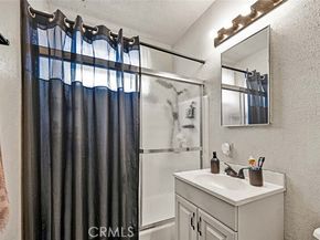 7781 Ledon Way, Midway City CA 92655