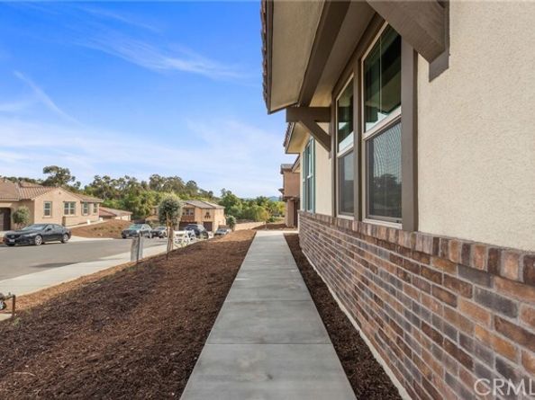 1390 N Amanda Glen, Escondido CA 92029