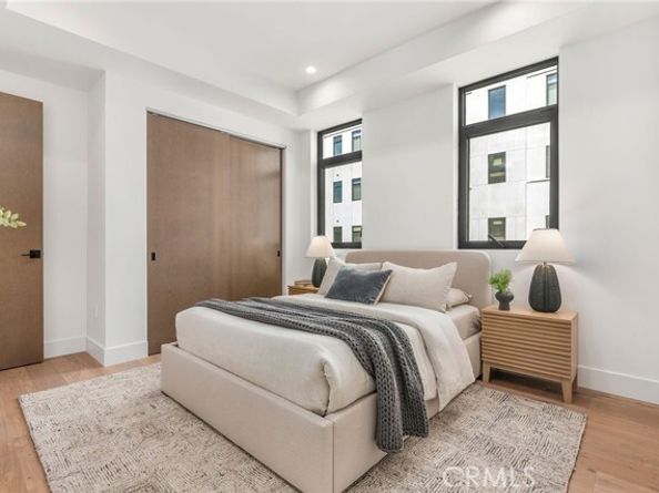 4261 Uptown Newport Drive 1, Newport Beach CA 92660