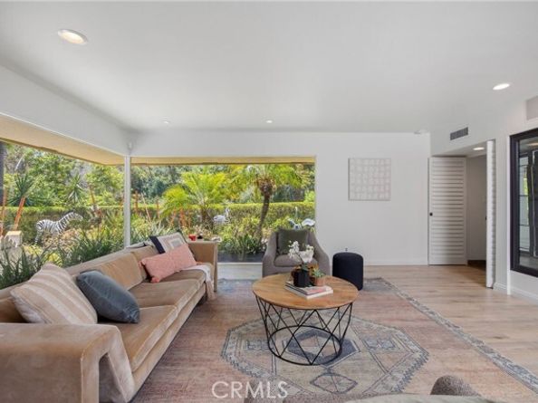 9885 Deerhaven Drive, Tustin CA 92705