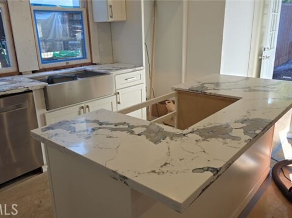 3520 Harrison Street, Oakland CA 94611