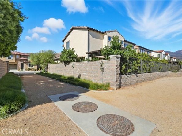 1883 Aliso Canyon Drive, Lake Forest (el Toro) CA 92610