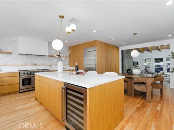 4676 Arriba Drive, Tarzana (los Angeles) CA 91356