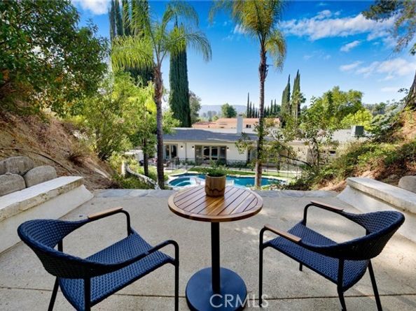 4676 Arriba Drive, Tarzana (los Angeles) CA 91356