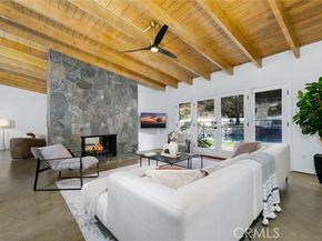4676 Arriba Drive, Tarzana (los Angeles) CA 91356